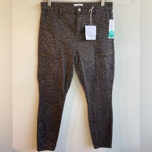 NWT Pistola|| Hannah Leopard Print Cargo Skinny Jeans Size 29 Brown Zip Pockets